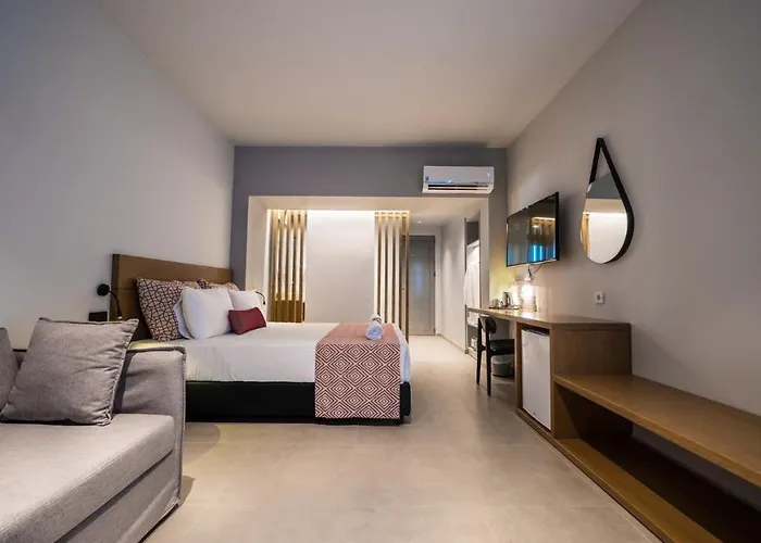 Otel Harmony Crest & Adults Only