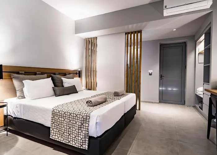 Hotel Harmony Crest & Adults Only 4*