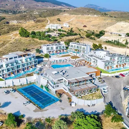 Szálloda Harmony Crest & Adults Only