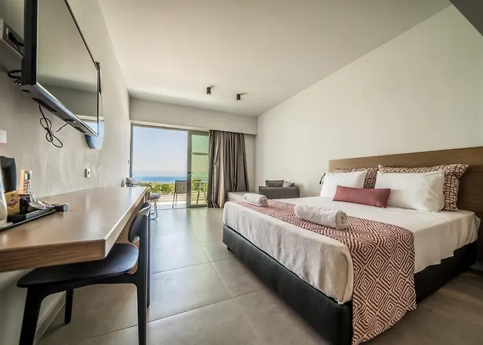 Harmony Crest & Adults Only Szálloda