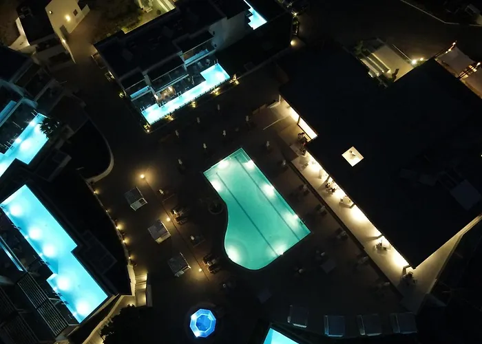 Harmony Crest & Adults Only 4* Kosz